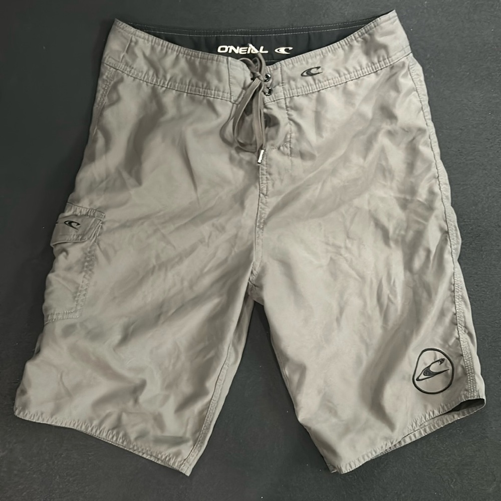Men’s board shorts